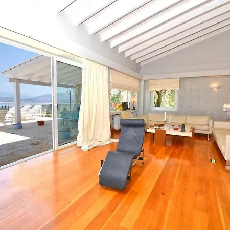 Villa Helios Corfu Kassiopi Kellia