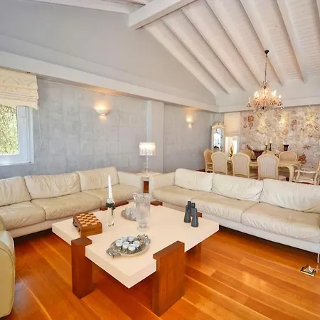 Helios Corfu Villa Kassiopi